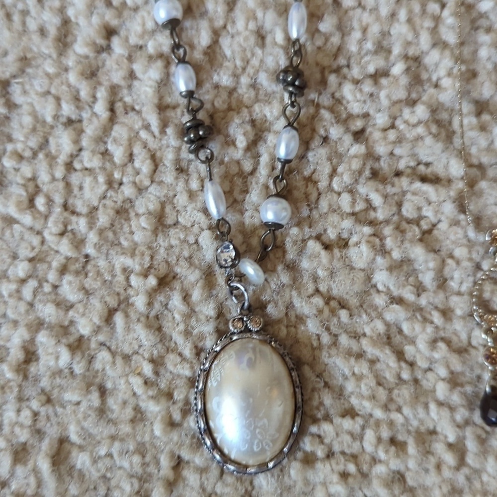 Chico's Necklace, Liz & Co Necklace, and Small Bracelet Bundle - Picture 3 of 8